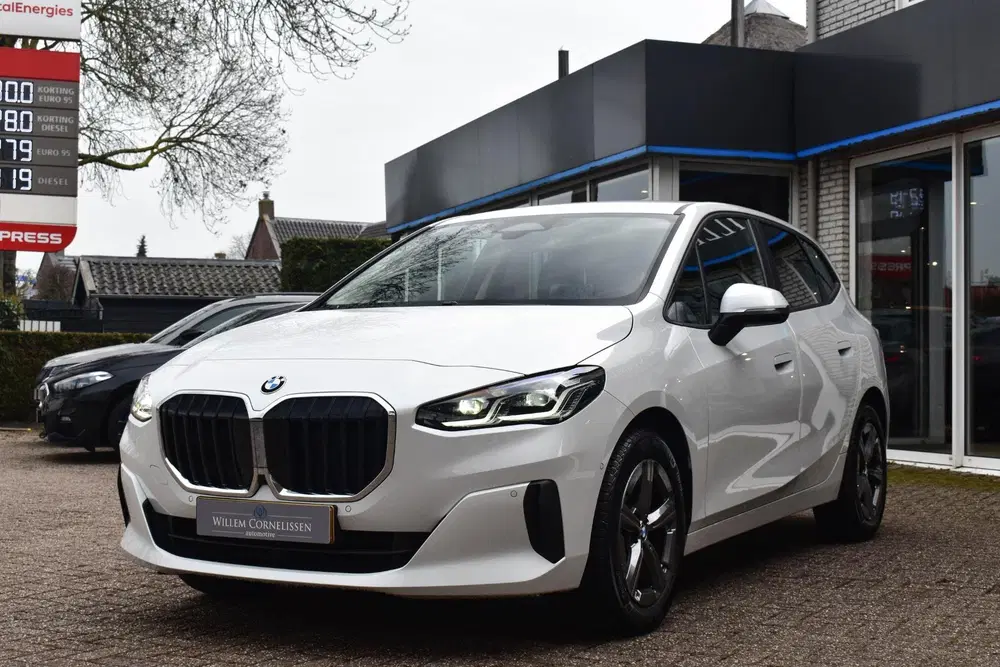 BMW 2-serie Active Tourer 218i aut. Head Up 360 Camera uit 2024, foto 13