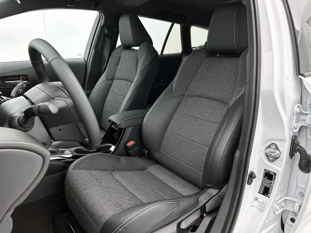 Toyota Corolla Hybrid 140 Dynamic uit 2025, foto 13