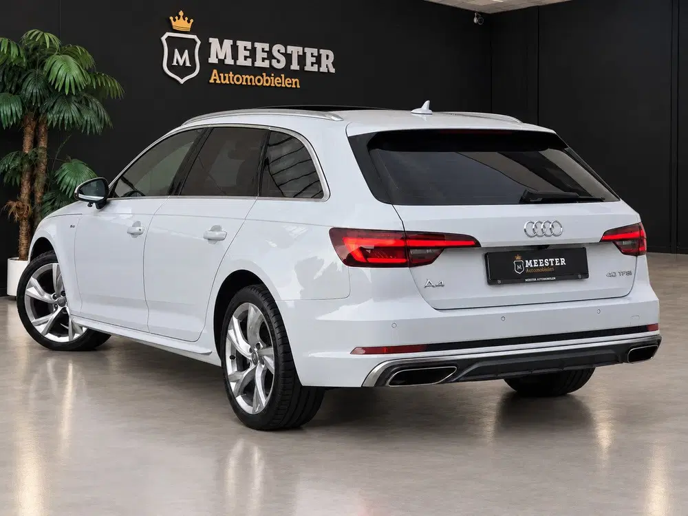 Audi A4 40 TFSI S line uit 2019, foto 10