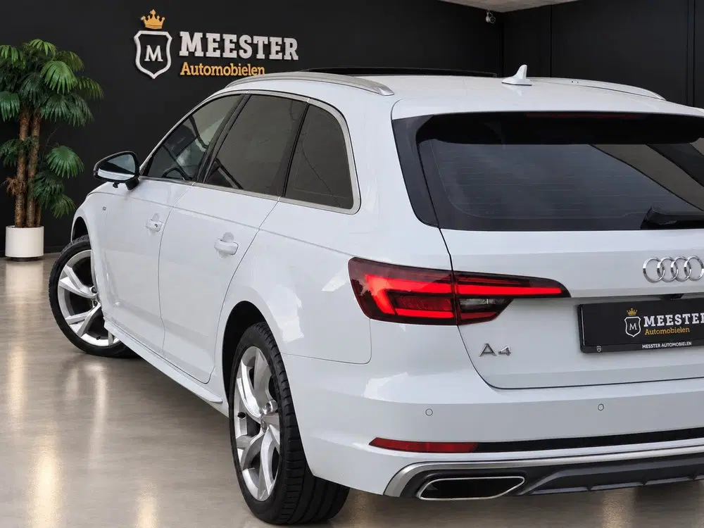 Audi A4 40 TFSI S line uit 2019, foto 11