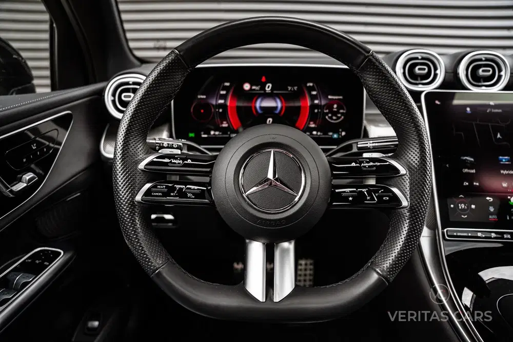 Mercedes-Benz GLC 300de 4MATIC AMG Line 333PK uit 2024, foto 13