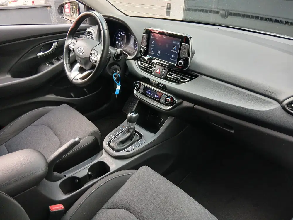 Hyundai i30 1.0 T-GDi MHEV Comfort Camera uit 2024, foto 14