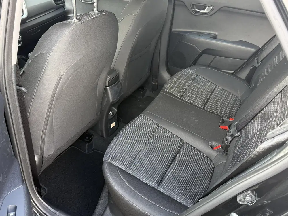 Kia Stonic DynamicLine 1.0 T-GDi MHEV uit 2025, foto 11