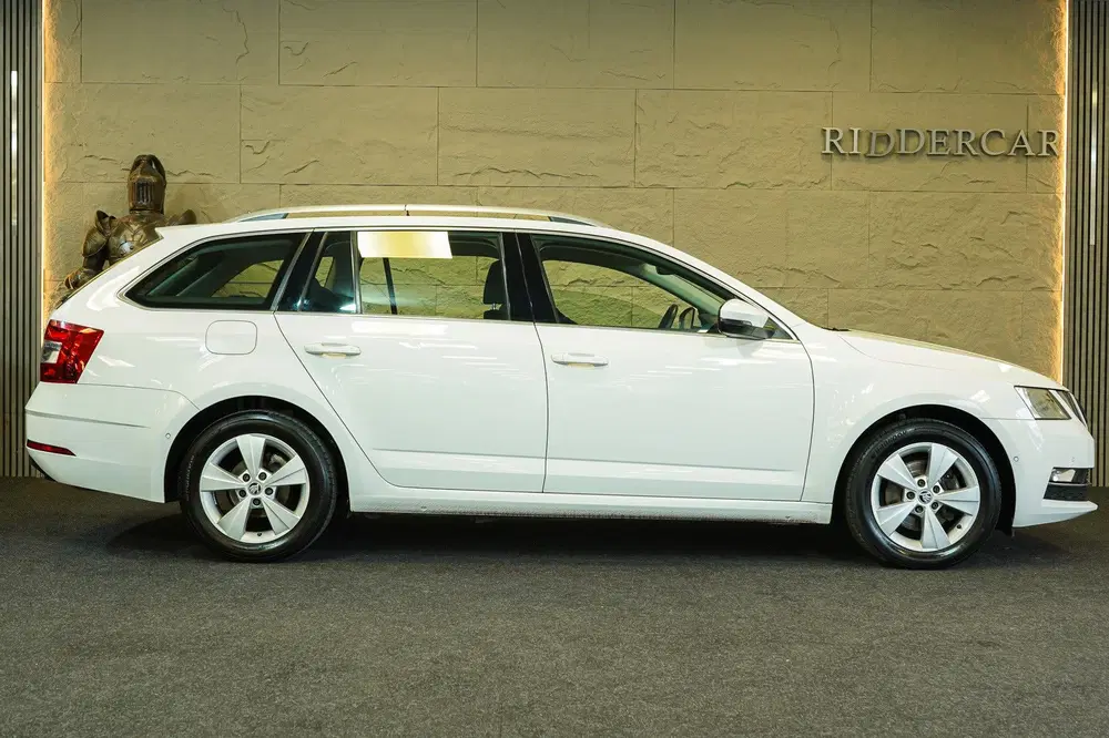 Skoda Octavia 1.5 TSI Greentech Style uit 2019, foto 4