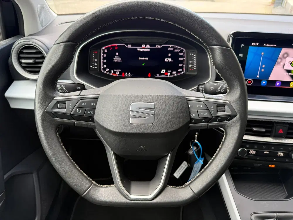 SEAT Arona 1.0 TSI Style Business Intense uit 2023, foto 15