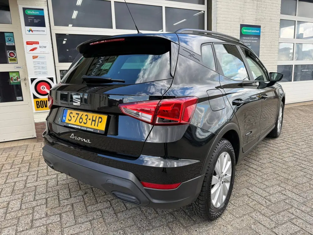 SEAT Arona 1.0 TSI Style Business Intense uit 2023, foto 9