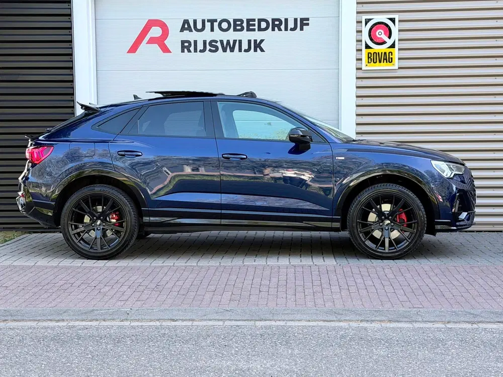 Audi Q3 45 TFSI e S Edition Pano uit 2022, foto 5