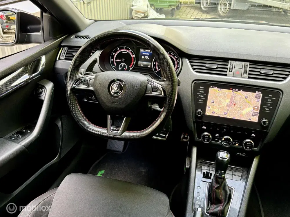 Skoda Octavia 2.0 TSI RS. NAVI AUTOMAAT uit 2019, foto 11