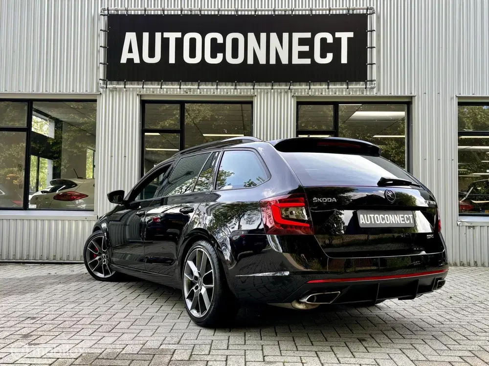 Skoda Octavia 2.0 TSI RS. NAVI AUTOMAAT uit 2019, foto 2