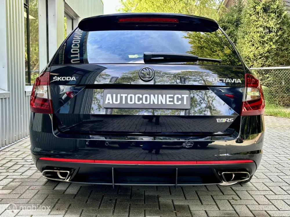 Skoda Octavia 2.0 TSI RS. NAVI AUTOMAAT uit 2019, foto 7