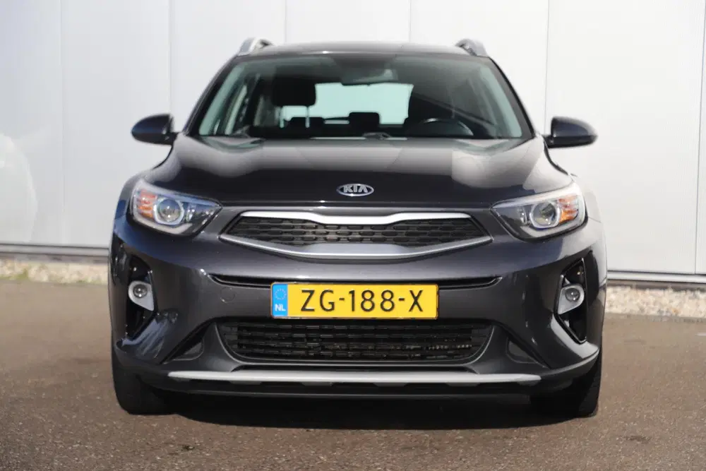 Kia Stonic 1.0 T-GDi DynamicLine 101PK Navigatie Acht uit 2019, foto 2