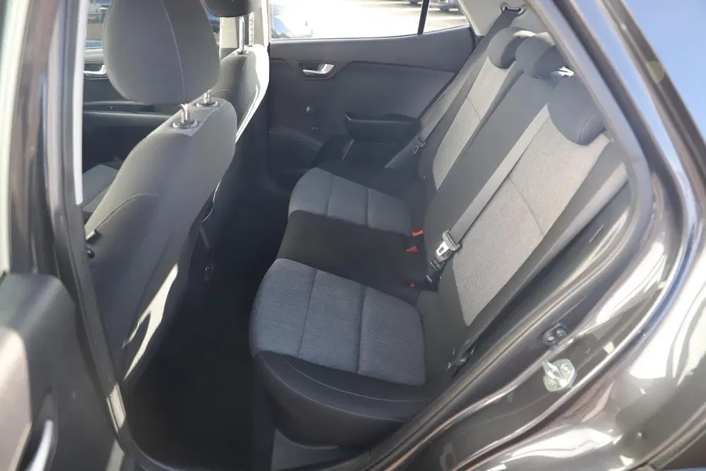 Kia Stonic 1.0 T-GDi DynamicLine 101PK Navigatie Acht uit 2019, foto 7