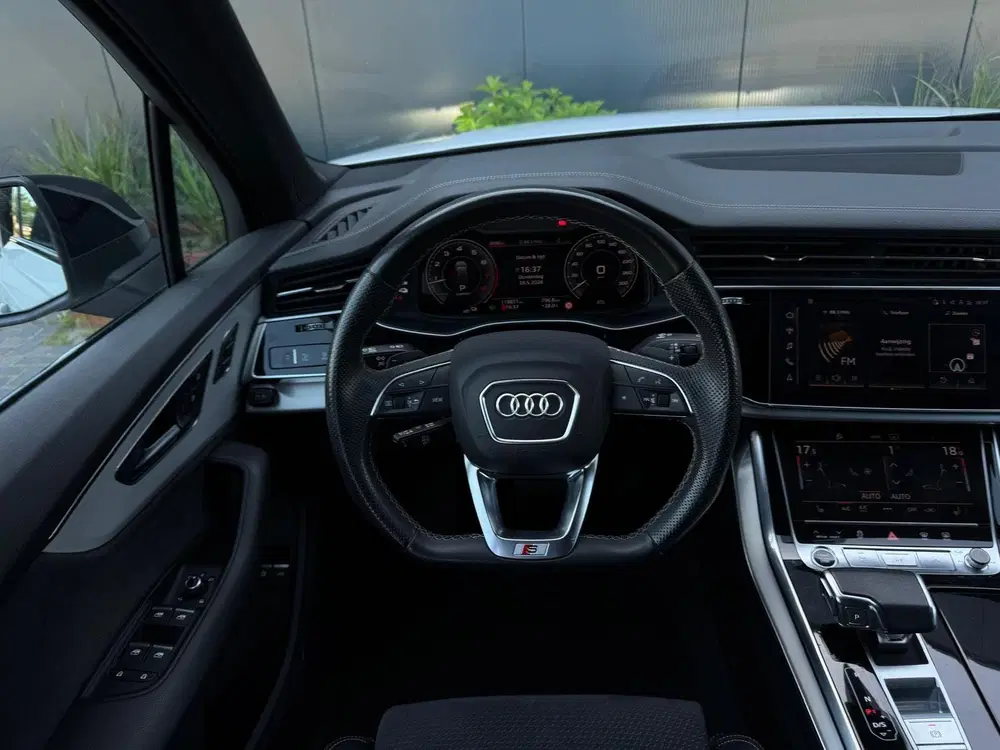 Audi Q7 55 TFSI e quattro 3x S-Line FULL PANO uit 2023, foto 11