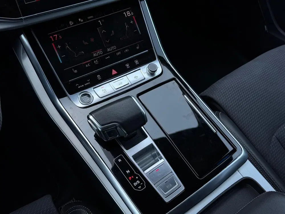 Audi Q7 55 TFSI e quattro 3x S-Line FULL PANO uit 2023, foto 15