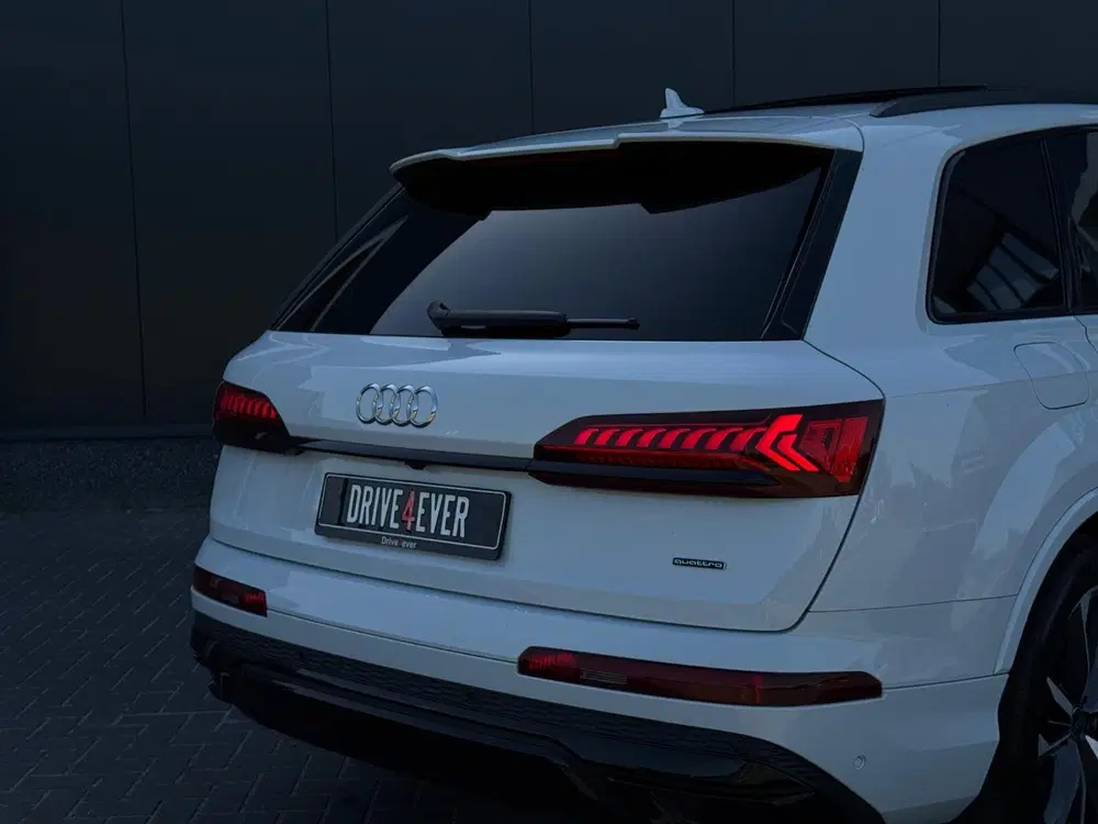 Audi Q7 55 TFSI e quattro 3x S-Line FULL PANO uit 2023, foto 8