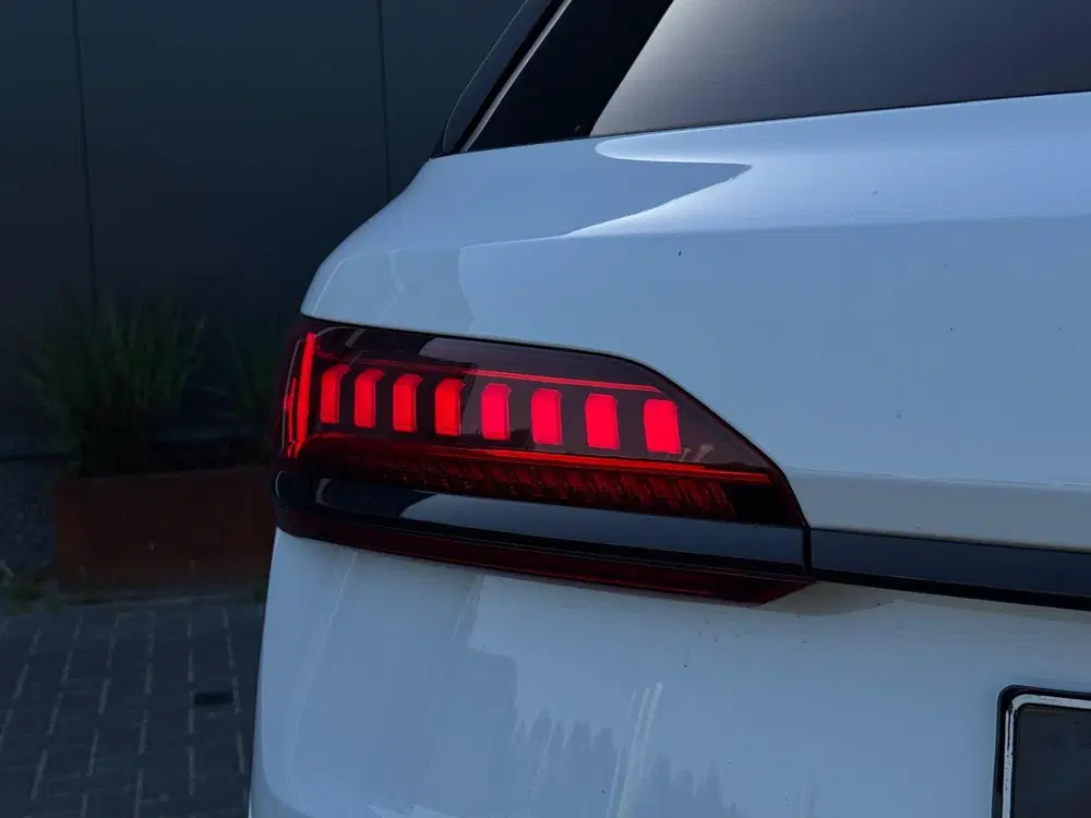 Audi Q7 55 TFSI e quattro 3x S-Line FULL PANO uit 2023, foto 9
