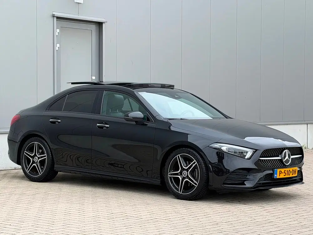 Mercedes-Benz A-Klasse 180 AMG PANO NAP BTW uit 2022, foto 4