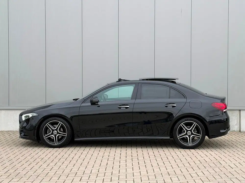 Mercedes-Benz A-Klasse 180 AMG PANO NAP BTW uit 2022, foto 9