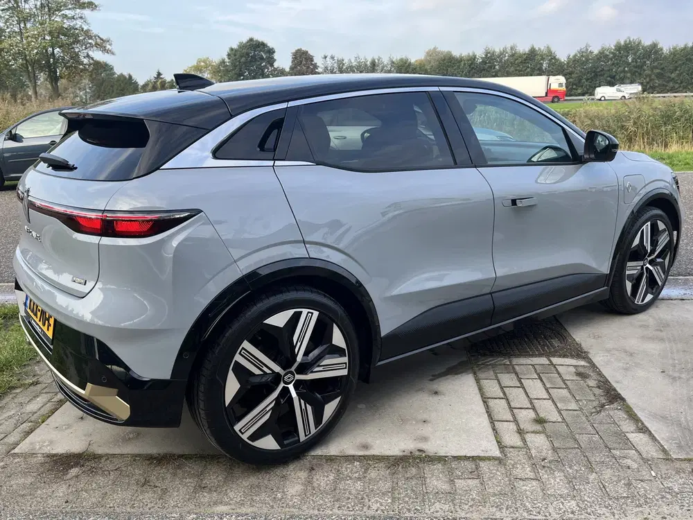 Renault Megane Mégane E-Tech EV60 Optimum Charge Iconic uit 2024, foto 2