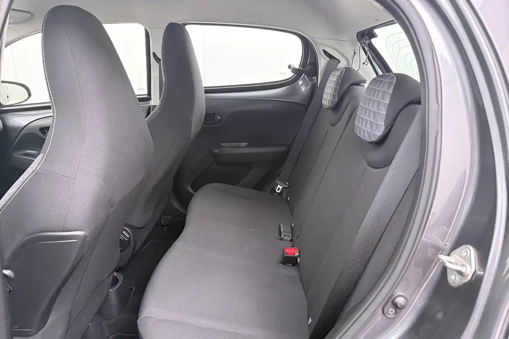Peugeot 108 1.0 e-VTi Active Bluetooth DAB LED (bj 202 uit 2021, foto 12