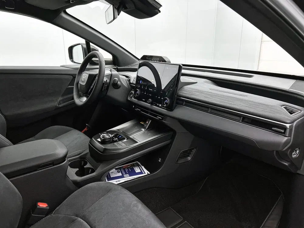 Toyota C-HR Executive AWD 77 kWh *EV-Deal* uit 2026, foto 7
