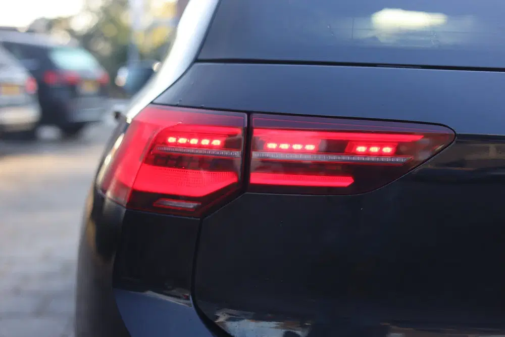 Volkswagen Golf 1.5 eTSI R-LINE uit 2023, foto 10