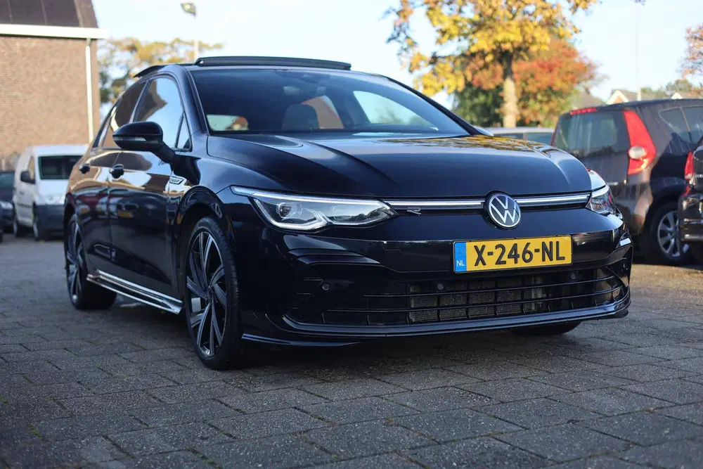 Volkswagen Golf 1.5 eTSI R-LINE uit 2023, foto 4