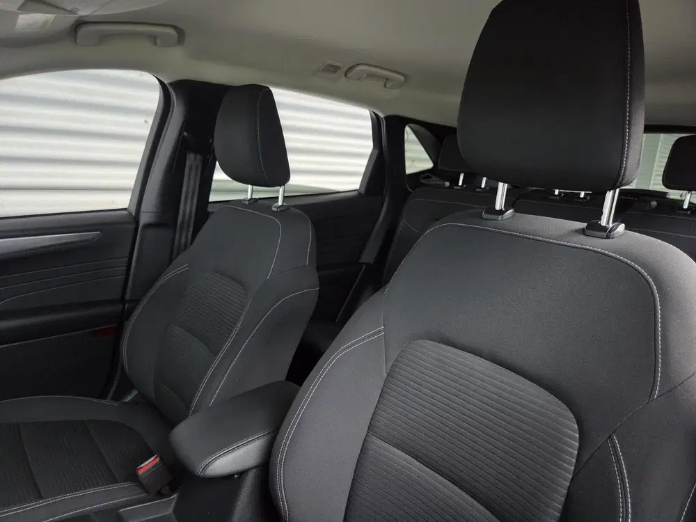 Ford Kuga 2.5 PHEV Titanium uit 2023, foto 7