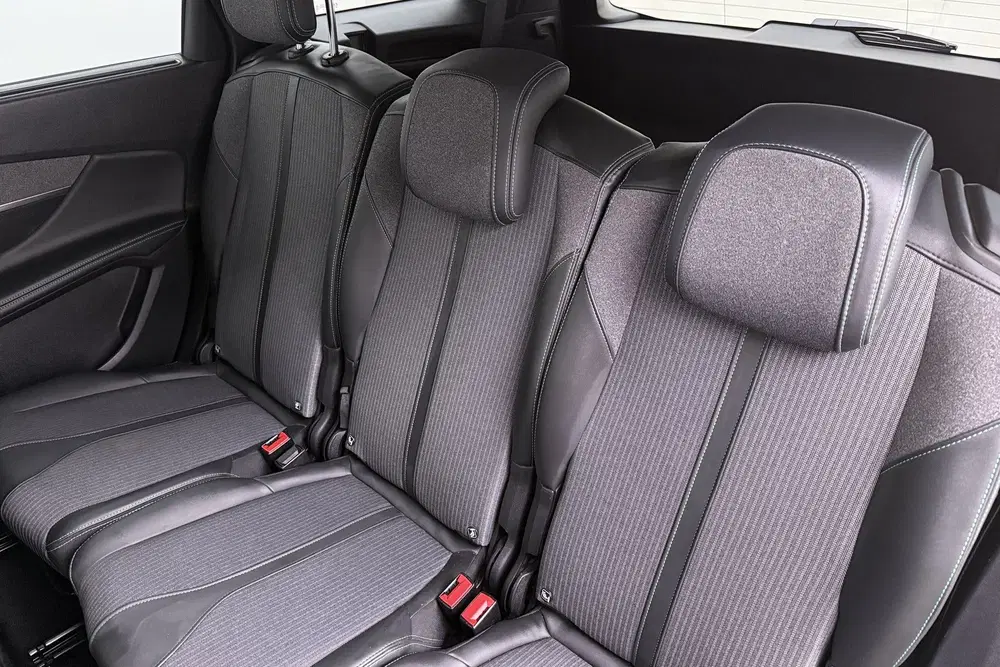 Peugeot 5008 1.2T 131 PK Aut. Allure 7-Pers Camera Dode uit 2021, foto 11