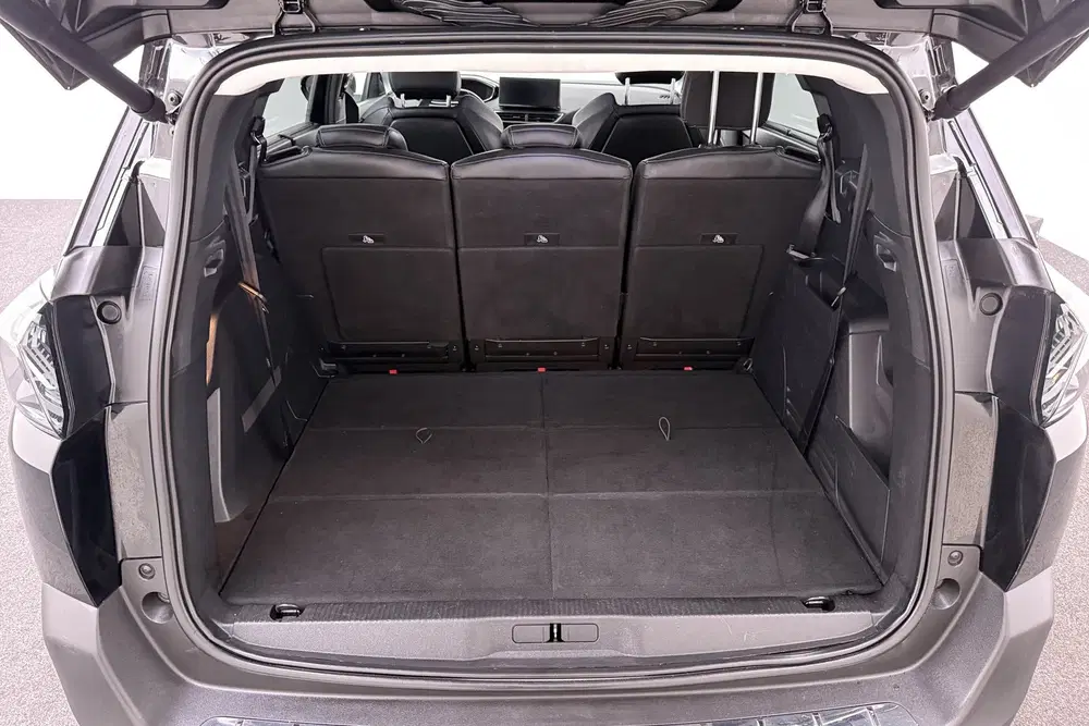 Peugeot 5008 1.2T 131 PK Aut. Allure 7-Pers Camera Dode uit 2021, foto 13
