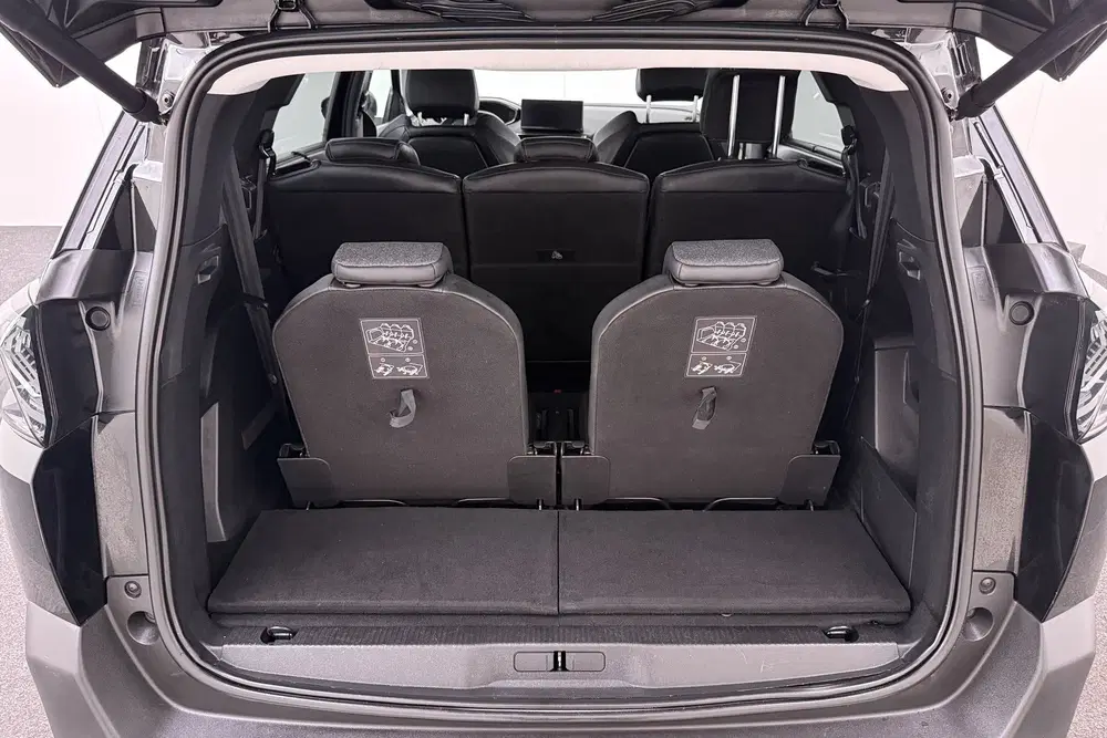 Peugeot 5008 1.2T 131 PK Aut. Allure 7-Pers Camera Dode uit 2021, foto 14