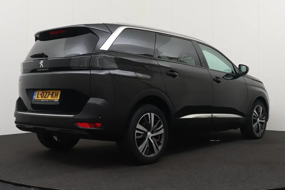 Peugeot 5008 1.2T 131 PK Aut. Allure 7-Pers Camera Dode uit 2021, foto 2
