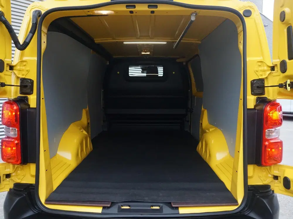 Opel Vivaro L3 75 kWh uit 2026, foto 8