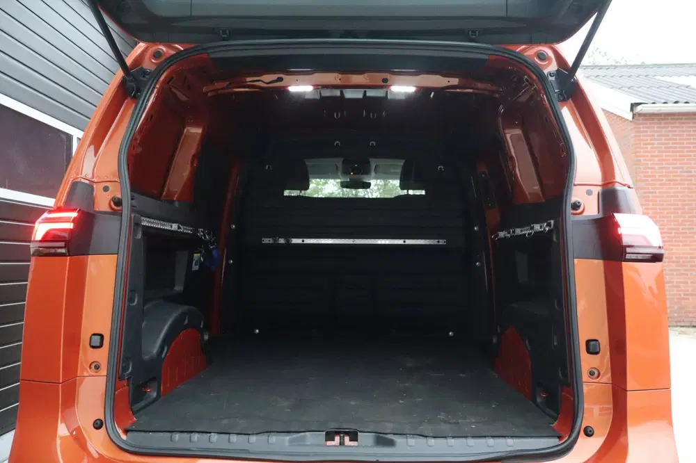 Volkswagen ID. Buzz ID. Buzz Cargo 77 kWh 20 inch uit 2022, foto 12