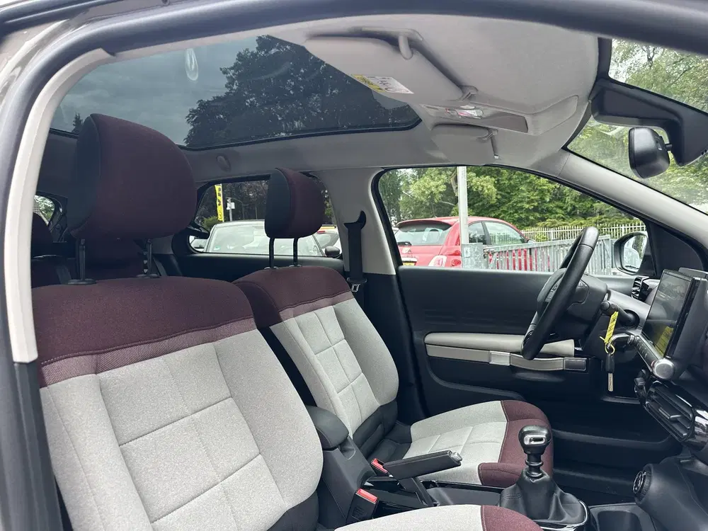 Citroën C4 Cactus Citroen C4 Cactus 1.2 PureTech 130PK Shine uit 2019, foto 14