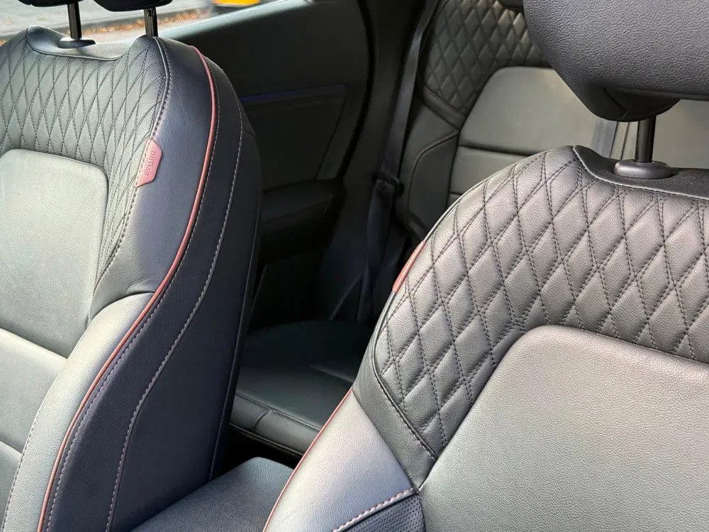 Renault Captur 1.3 TCe 155 Initiale Paris AUTOMAAT EERSTE uit 2019, foto 14