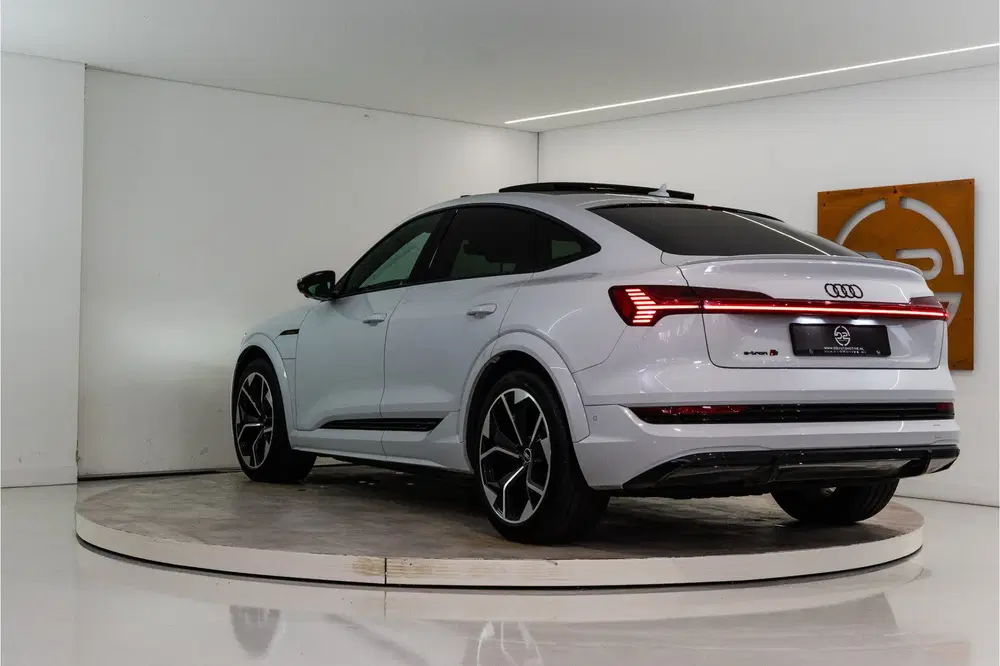 Audi e-tron S Quattro 95 kWh 504PK uit 2022, foto 3