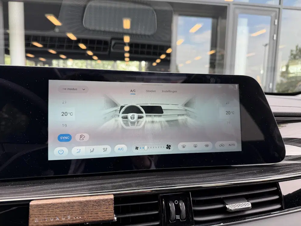 Omoda 5 EV Premium 61 kWh uit 2026, foto 13