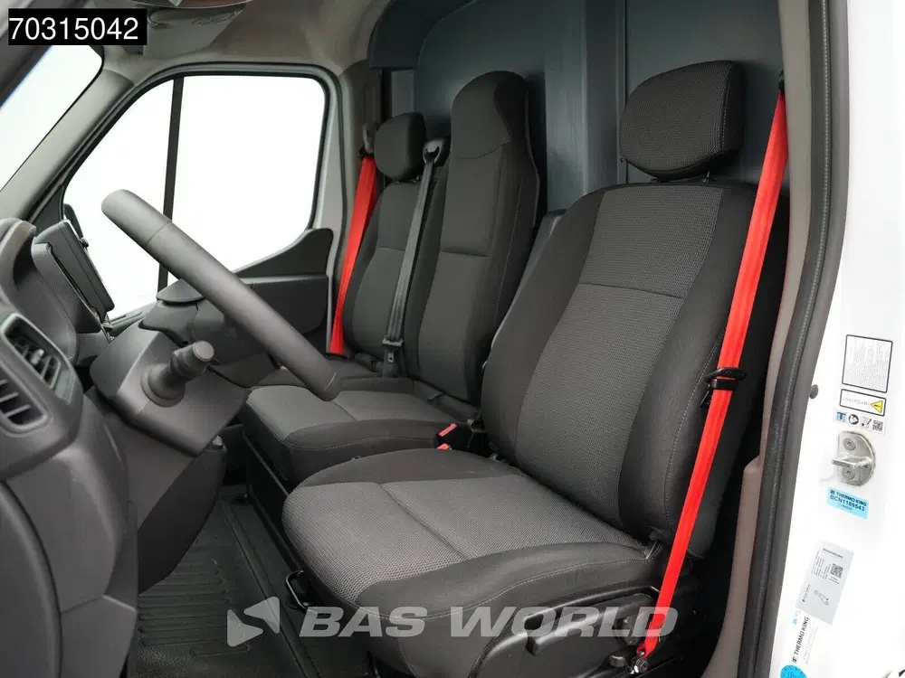 Renault Master 150PK L2H2 Koelwagen Thermo King V200 230V uit 2024, foto 9