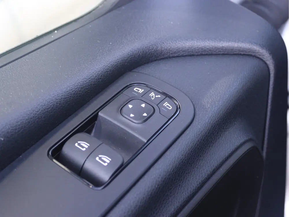 Mercedes-Benz Sprinter 317 CDI L2H2 uit 2023, foto 5