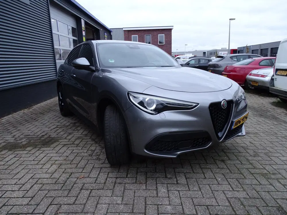Alfa Romeo Stelvio 2.0 T AWD Ti uit 2020, foto 5