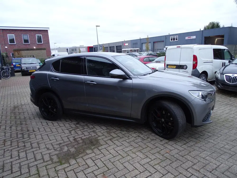 Alfa Romeo Stelvio 2.0 T AWD Ti uit 2020, foto 6