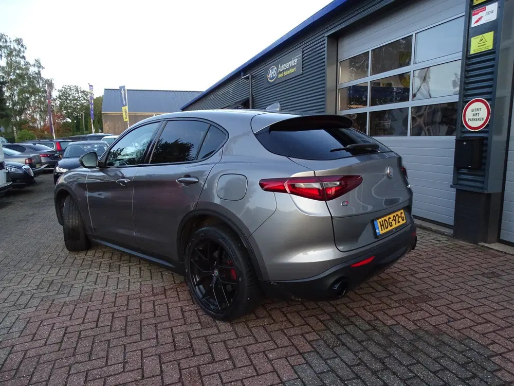 Alfa Romeo Stelvio 2.0 T AWD Ti uit 2020, foto 9