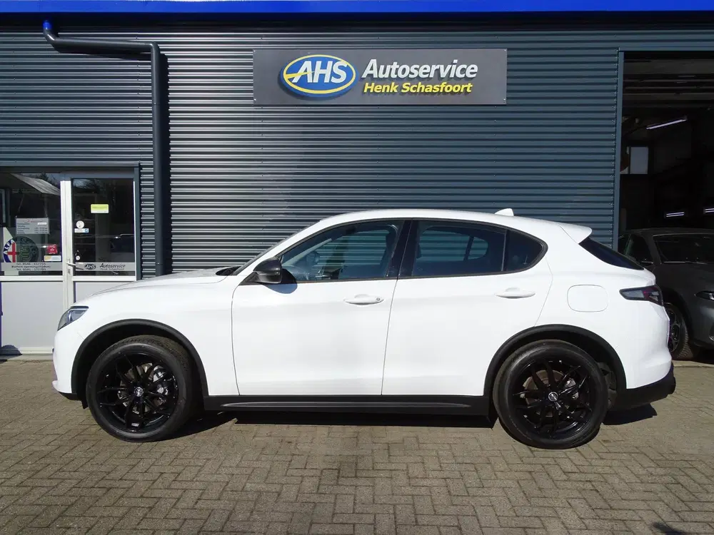 Alfa Romeo Stelvio 2.0 T AWD Super uit 2020, foto 11