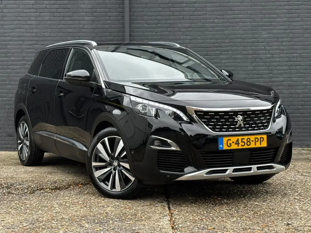 Peugeot 5008 1.2 PureTech GT-Line PANO uit 2019, foto 2