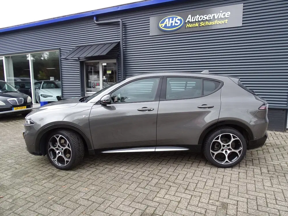 Alfa Romeo Tonale 1.5T Hybrid Veloce 160PK uit 2023, foto 4