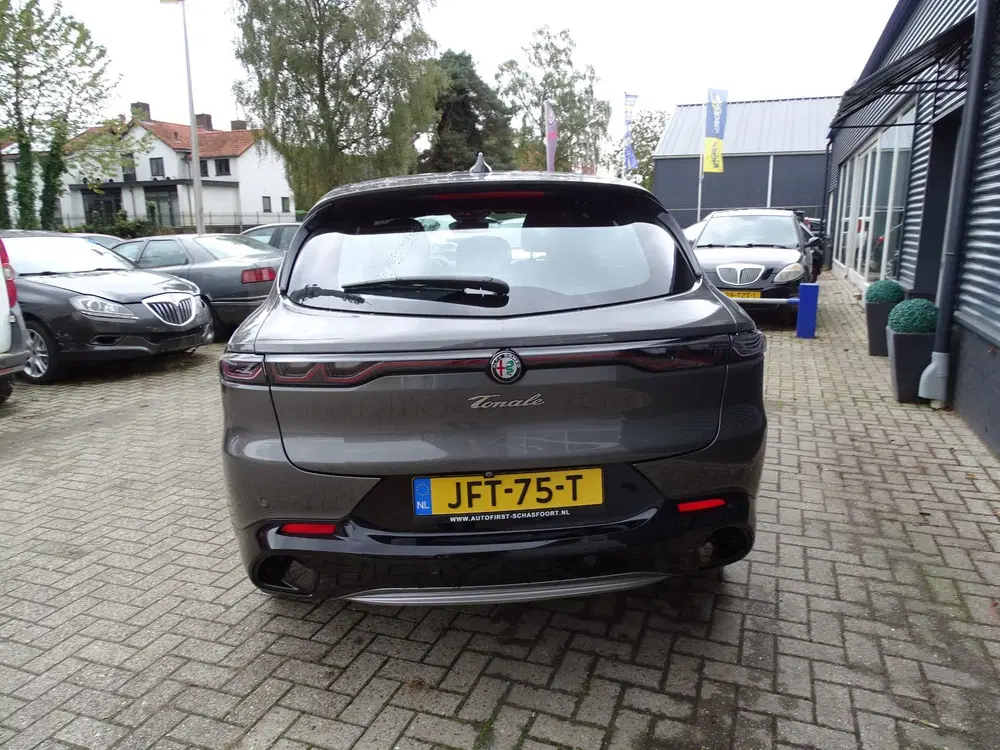 Alfa Romeo Tonale 1.5T Hybrid Veloce 160PK uit 2023, foto 6