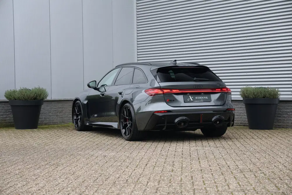 Audi RS5 Avant e-hybrid Quattro 639pk Sportuitlaat uit 2026, foto 2