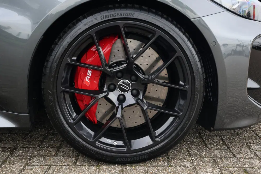 Audi RS5 Avant e-hybrid Quattro 639pk Sportuitlaat uit 2026, foto 8