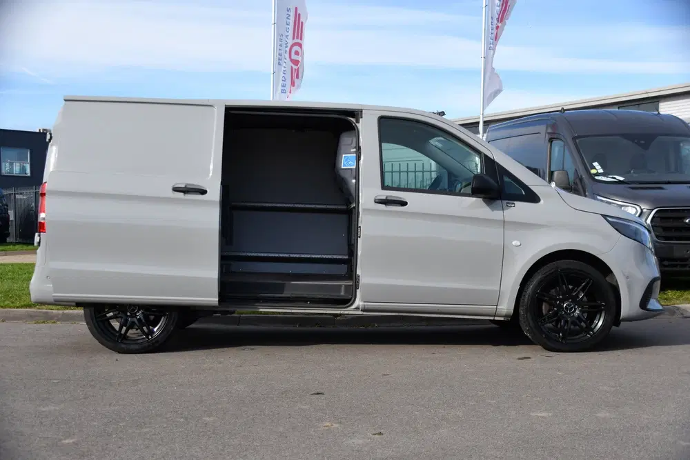 Mercedes-Benz Vito 114 CDI 1.9 PB Edition FACELIFT Camera uit 2024, foto 11